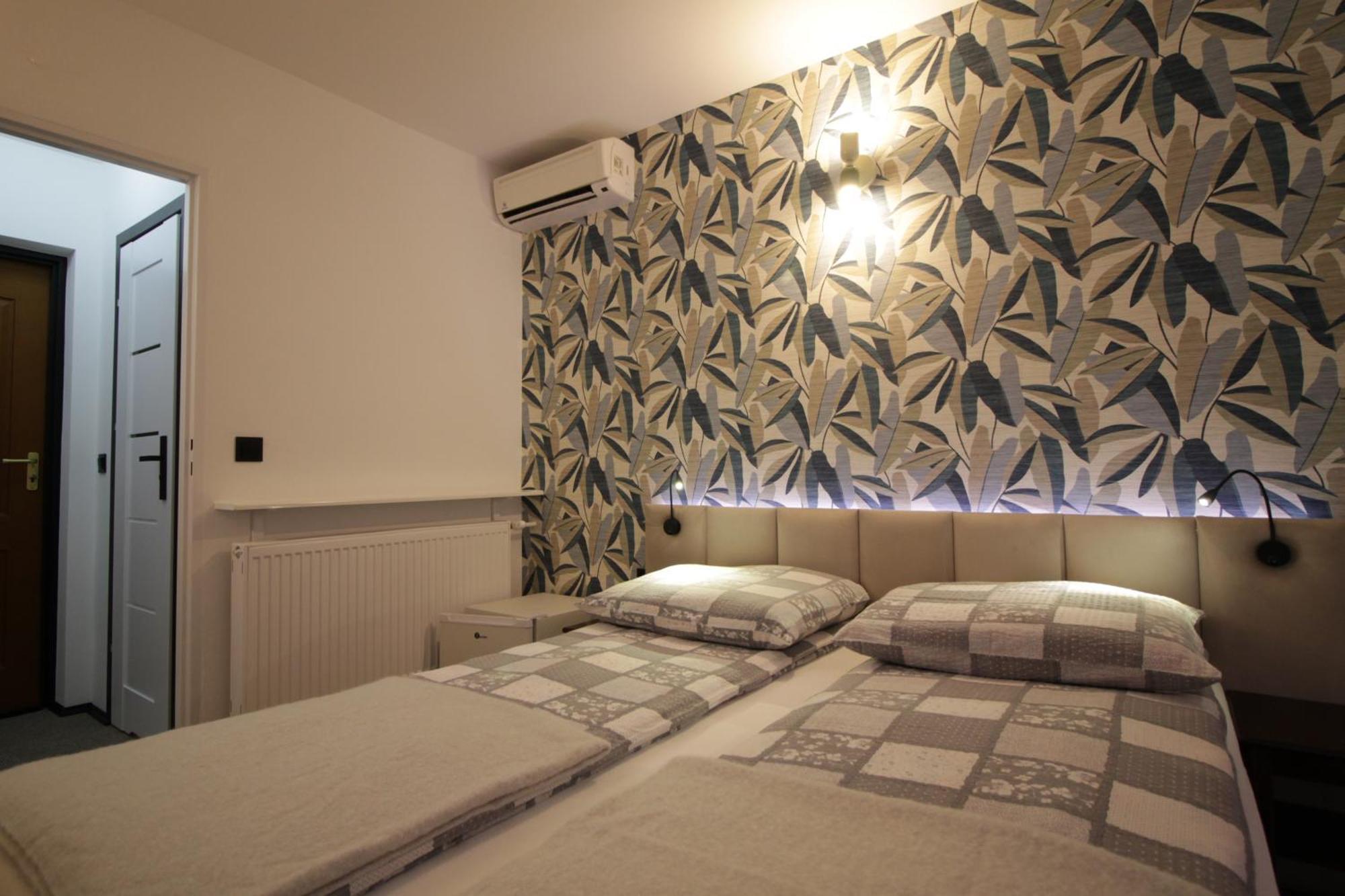 Motel Na Zbojeckiej Skawa Exteriér fotografie